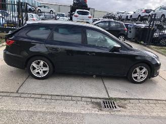 skadebil auto Seat Leon ST 14TSI 92kW E6 FR Business 2015/4