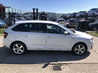 Unfallwagen Skoda Rapid 1.0tsi E6 HB 2019/2