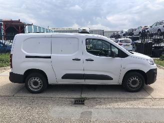 damaged commercial vehicles Citroën Berlingo L2 15hdi 96kW Automaat E6 2024/3
