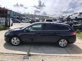  Peugeot 308 1.6HDI 88kW E5 AIRCO, NAV, Pano, 2014/9