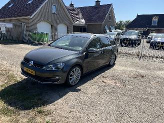 Schadeauto Volkswagen Golf 1.4 tsi highline automaat !! 2016/7