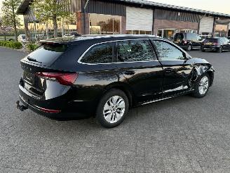 Skoda Octavia 2.0 TDI / Automaat picture 3