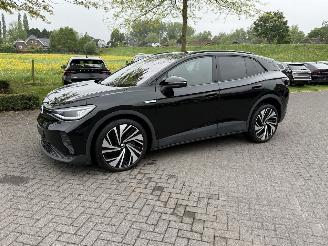 krockskadad bil auto Volkswagen ID.4 Pro Performance 150 KW 2022/9