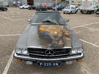 krockskadad bil auto Mercedes SL 450 SL 1979/2