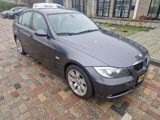 BMW 3-serie 320I picture 2