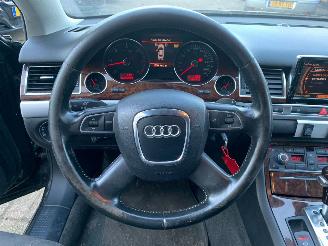 Audi A8 4.2 TDI picture 15