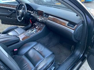 Audi A8 4.2 TDI picture 12