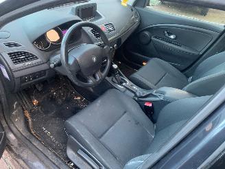 Renault Mégane 1.6 EXPRESSION picture 9