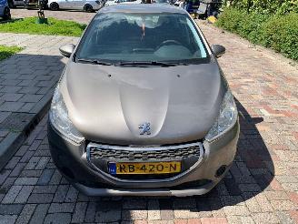 Avarii autoturisme Peugeot 208 1.2 VTI 2014/11