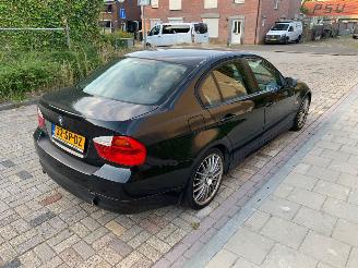 BMW 3-serie 318i picture 6