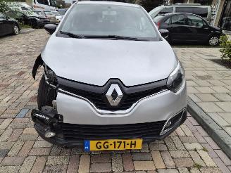 skadebil auto Renault Captur  2015/5