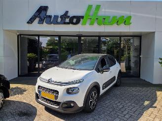 uszkodzony samochody osobowe Citroën C3 1.2 Vti 12V PureTech Hatchback  Benzine 1.199cc 61kW (83pk) FWD 2018-05 (SXHMR; SWHMR) EB2FA; HMR 2018/9