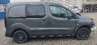 Peugeot Partner Peugeot Partner L1 Premium navi klima schiebetuhr euro6 picture 4