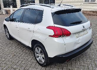 Peugeot 2008 Peugeot 2008 Allure 1,6 panodak navigatie picture 3