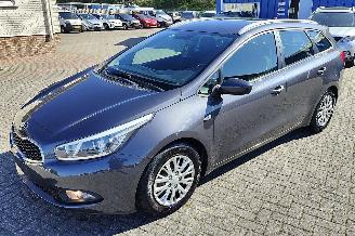 Tweedehands auto Kia Cee d Kia Ceed Sportswagon Dream Team 2015/4