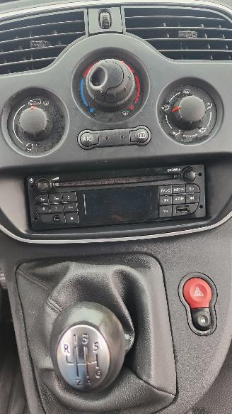 Renault Kangoo Renault Kangoo Rapid Extra airco moterschade picture 9