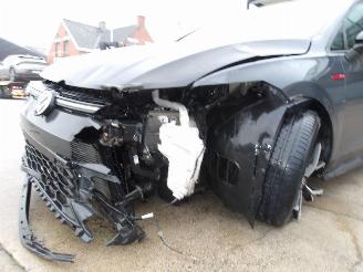 Volkswagen Golf GTI picture 11