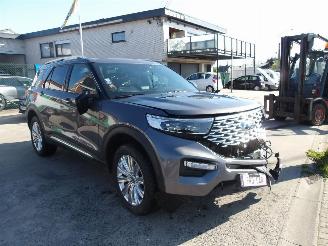 krockskadad bil auto Ford Explorer PLATIMIUN 2021/12