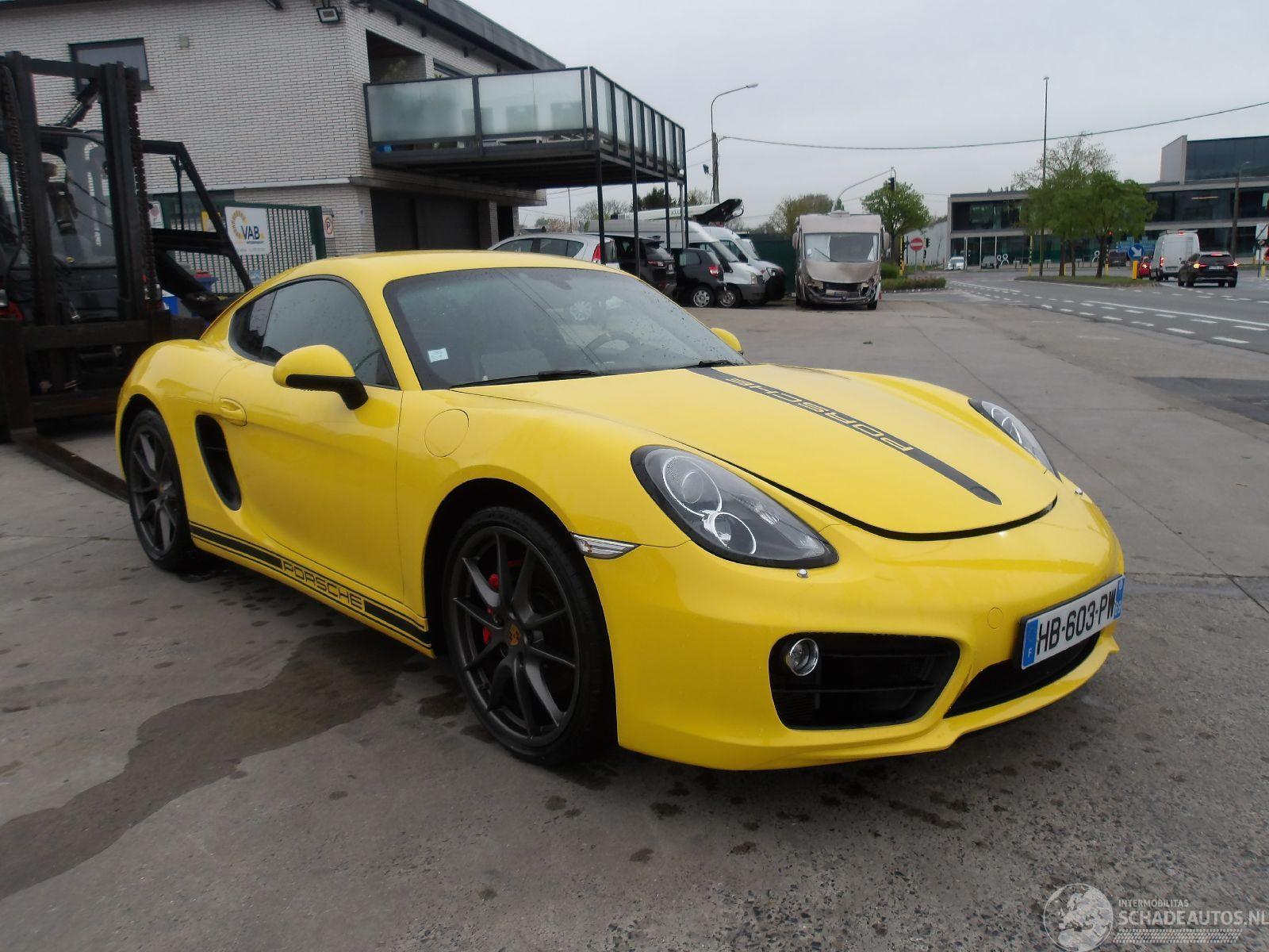 Porsche Cayman 