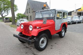 krockskadad bil auto Jeep Willys 4X4 BENZINE UITVOERING MET OPEL MOTOR 1963/5