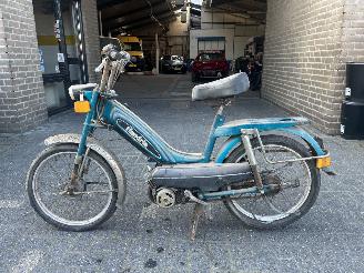 krockskadad bil fiets Overige  Flandria Diana klassieke bromfiets uit belgie 1971/1