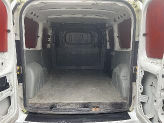 Fiat Doblo 1.6 MultiJet SX Maxi picture 21