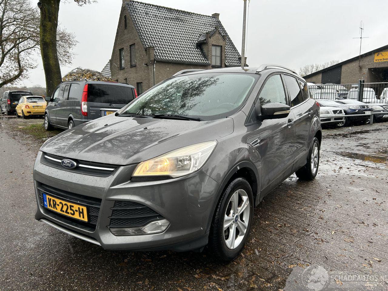 Ford Kuga 1.6 TREND, NAVIGATIE, AIRCO, PDC, 6 BAK, ELKTR. PAKKET, PDC ENZ