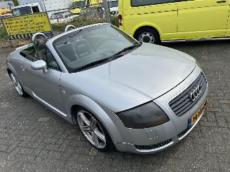 Audi TT ROADSTER 1.8 5V TURBO QUATTRO (4x4) picture 21