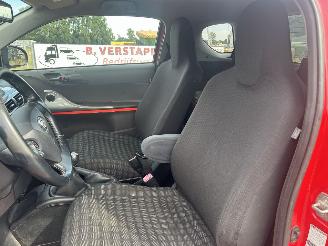 Toyota iQ 1.0 VVTi Comfort LPG G3 MOTORSCHADE ! picture 7