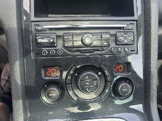 Peugeot 5008 1.6 HDiF Blue Lease 7p picture 7