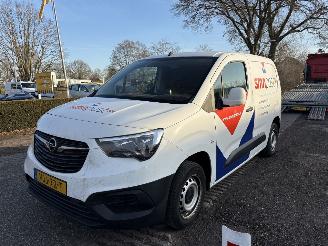 skadebil bedrijf Opel Combo 1.5D L1H1 Edition airco 2021/2