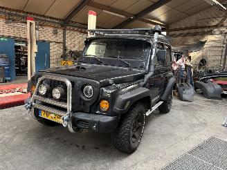 Vaurioauto  passenger cars Kia Retona 2.0 BENZINE 4X4 JEEP MET OA AIRCO 2000/5