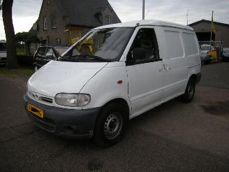 danneggiata veicoli commerciali Nissan Vanette CARGO 2.3 D GESLOTEN BESTEL MET AIRCO + L + R SCHUIFDEUR 2002/9