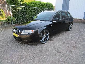 Avarii autoturisme Audi A4 3.0 TDI Quattro Leder 6-Bak 2006/4