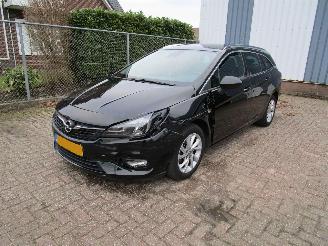 krockskadad bil auto Opel Astra 1.2 Nieuwe Motor Camera Navi 2021/11