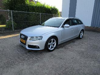 Voiture accidenté Audi A4 2.0 TDI Navi Clima Schadevrij 6-Bak 2012/3