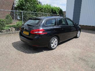 Peugeot 308 1.2 Navi Clima 6-Bak picture 4