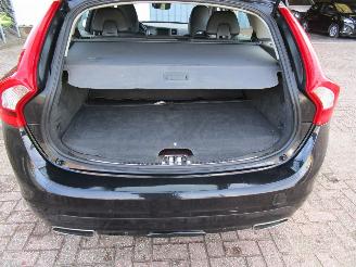 Volvo V-60 2.4 D5 Hybride Navi Clima picture 18