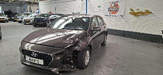 Schadeauto Hyundai I-30 1.0 T-GDI Comfort 2019/6