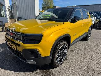 uszkodzony samochody osobowe Jeep Avenger 1st Edition 54 kWh 2023/12