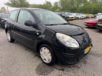 Schadeauto Renault Twingo 1.2 Authentique 2008/5