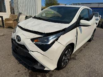 Avarii autoturisme Toyota Aygo 1.0 VVT-i x-joy 2021/3