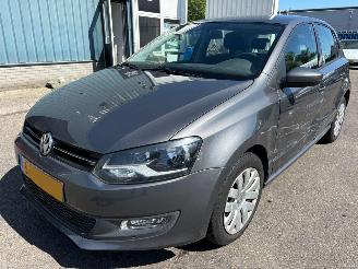 Voiture accidenté Volkswagen Polo 1.2 TSI Highline 2013/2