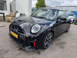 Vaurioauto  passenger cars Mini Mini 2.0 AUTOMAAT JCW John Cooper Works XL 2025/3