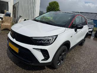Auto incidentate Opel Crossland 1.2  AUTOMAAT Turbo Level 4 2024/3