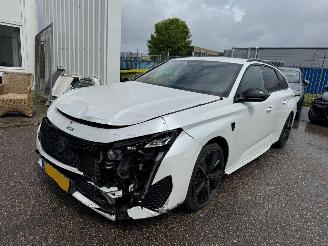 Voiture accidenté Peugeot 308 SW 1.6 AUTOMAAT  HYbrid 180 GT Pack Business 2022/11