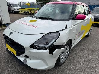 Suzuki Swift 1.2 Comfort Smart Hybrid picture 6