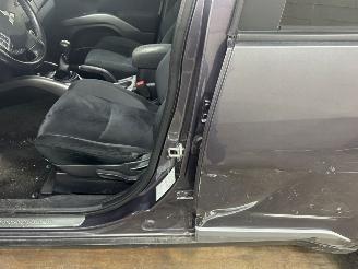 Mitsubishi Outlander 2.4 Inspire 2WD LPG picture 12