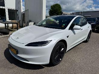 Voiture accidenté Tesla Model 3 RWD 60 kWh 2024/10