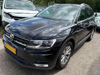 krockskadad bil auto Volkswagen Tiguan 1.4 TSI ACT Comfortline 2017/8